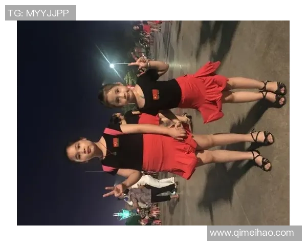 围绕世界足球明星成长历程与巅峰表现的全景深度解析专题报道精华篇 围绕世界足球明星成长历程与巅峰表现的全景深度解析专题报道精华篇