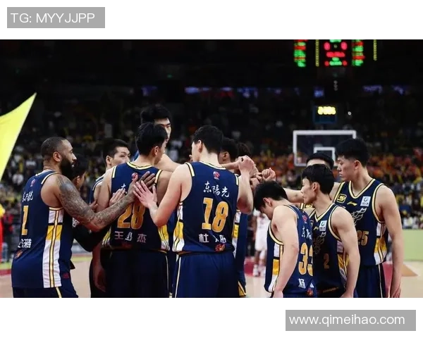 广东宏远强势出击迎战劲旅巅峰对决再掀篮球激情热潮 广东宏远强势出击迎战劲旅巅峰对决再掀篮球激情热潮